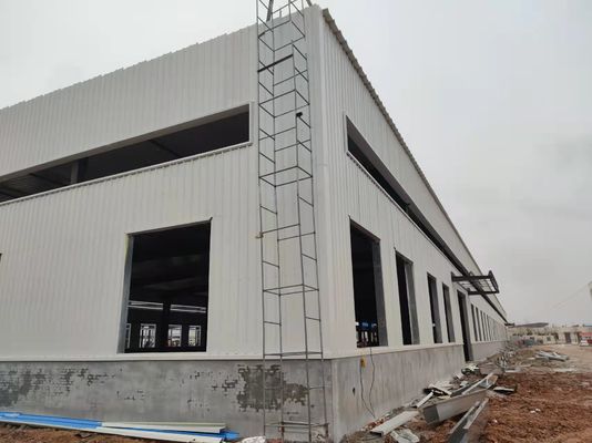 ساختمان کارخانه سازه فولادی قاب پرتال بار سنگین پیش ساخته با استحکام بالا