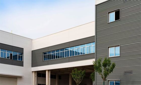 راه حل یکپارچه ساختمانی با سازه فولادی پیش‌ساخته سفارشی